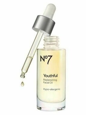 No. 7 Youthful Replenishing Facial Oil